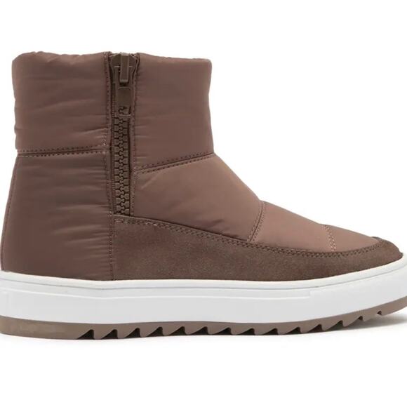 Blondo Samarie Waterproof Quilted Platform Boot Women’s Size 7 NWT - Picture 1 of 6